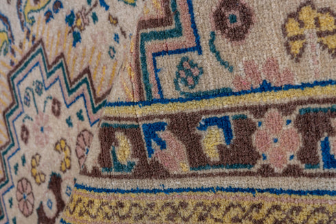 Vintage Sivas Area Rug (5' x 8')